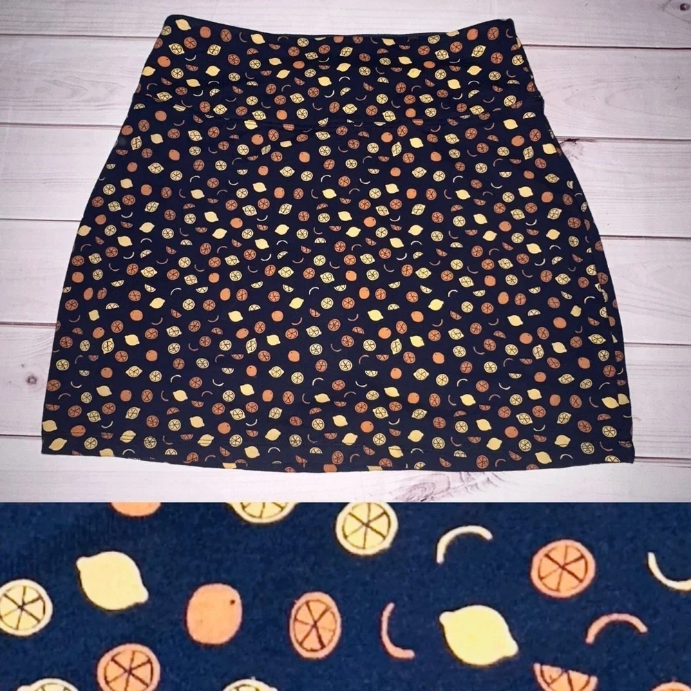 Teezher Skort with Built-In Shorts – Size M Tennis Pickleball Walking Gym Golf